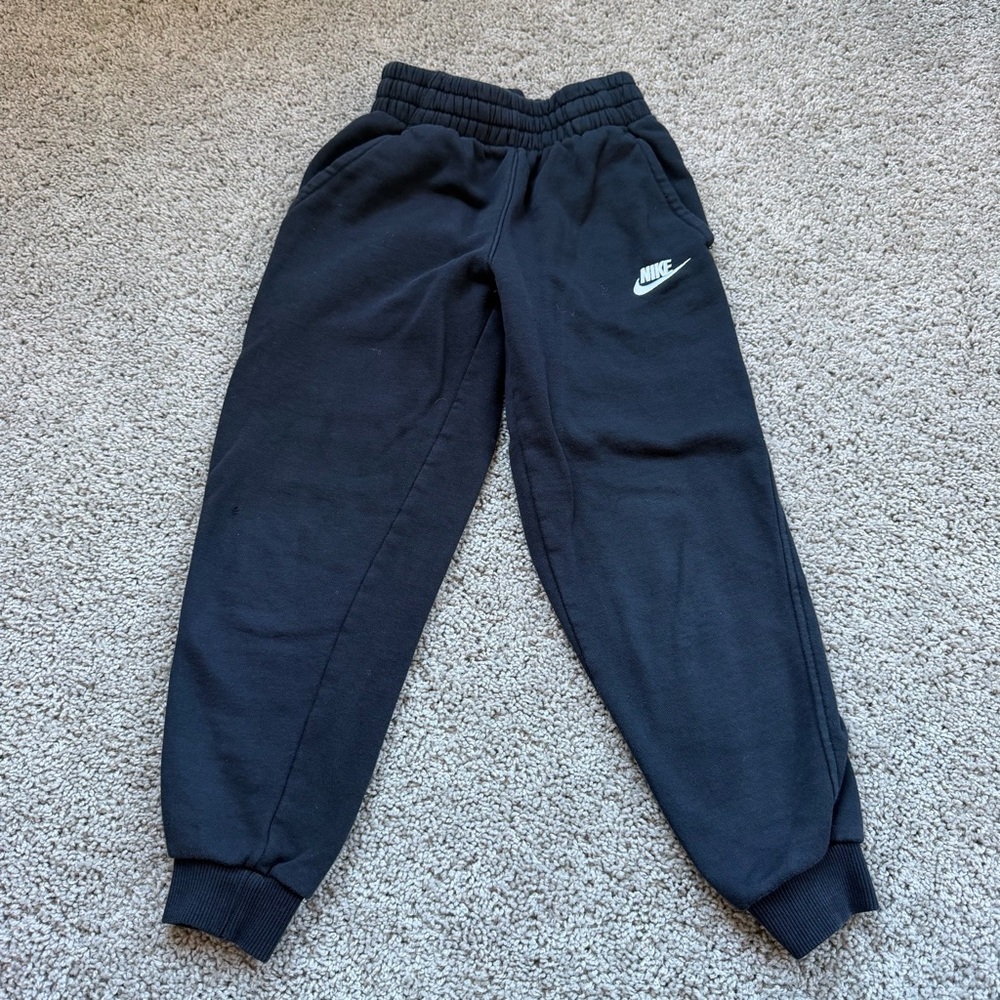 Nike Sportswear Club Fleece Big Kid Jogger Sweatpants Black Size Small